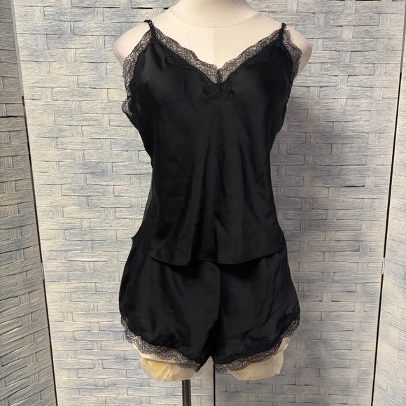 Victoria's Secret Black Lace Trim Cami Pajama Set Shorts Large - Picture 2 of 8